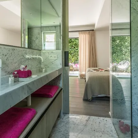 Вилла Beautiful 12 Guests With Pool In Tropez Сен-Тропе