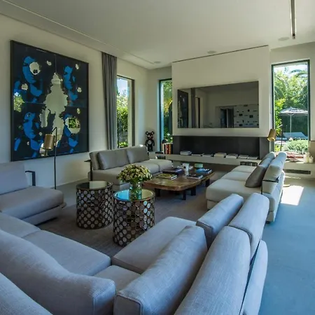 Вилла Beautiful 12 Guests With Pool In Tropez